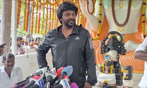 யார் தெருநாய்கள்? மக்களா, எதிர்க்கட்சிகளா? - ராகவா லாரன்ஸ் சர்ச்சை பேச்சு!