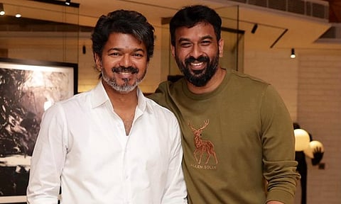TN CM Vijay- Lyricist Vivek