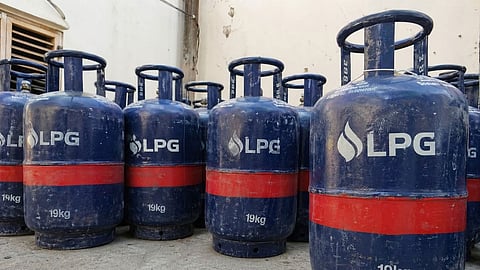 Commercial LPG cylinder price cut by ₹172.50