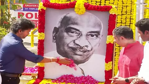 Kamarajar - CM Vijay
