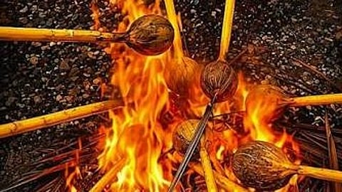 ஆடி 1- தேங்காய் சுடும் திருவிழா...