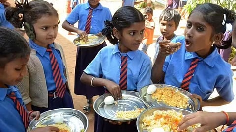 147 hostel girls admitted to hospital in Gujarat Govt School