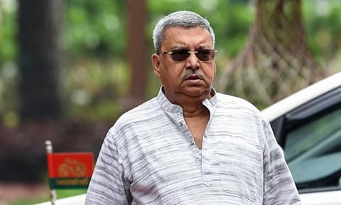 சக பெண் எம்.பி.க்களுடன் மோதல் - கல்யாண் பானர்ஜி மக்களவையில் இருந்து நீக்கம்!