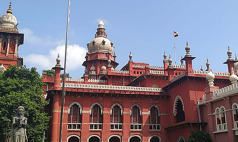 பெண்கள் மற்றும் குழந்தைகளுக்கு எதிரான குற்ற வழக்குகளை விரைந்து முடிக்க வேண்டும் - சென்னை உயர் நீதிமன்றம் உத்தரவு!