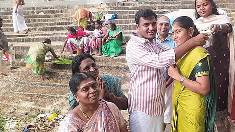 Aadi perukku festival Couple