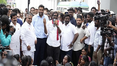 அமைச்சர்கள் சந்திப்பு - தூய்மைப் பணியாளர் போராட்டம் தற்காலிக வாபஸ்!
