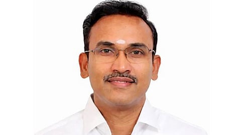 தமிழகத்தில் அரசு அதிகாரிகள் ஆட்சி நடைபெறுவதாக கம்யூனிஸ்டுகள் கூறுவது வேடிக்கையானது- அமைச்சர் விமர்சனம்