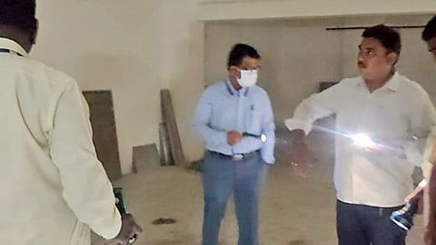 டெங்கு கொசு ஒழிப்பு ஆய்வு: 3 கட்டிட உரிமையாளர்களுக்கு ரூ.30 ஆயிரம் அபராதம்