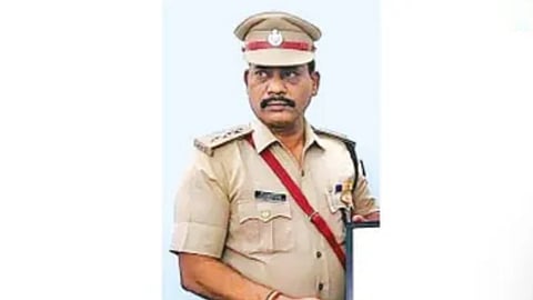 புதுச்சேரி: பெண் காவலருக்கு பாலியல் தொல்லை - வழக்குப்பதிவு செய்யப்படுமா என அறிக்கை தாக்கல் செய்ய காவல்துறைக்கு உயர் நீதிமன்றம் உத்தரவு!