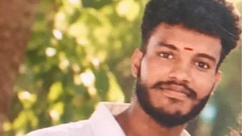 வீடு புகுந்து டிராவல்ஸ் நிறுவன ஊழியரை கடத்திய 7 பேர் கைது