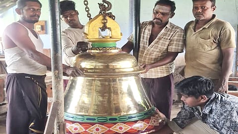 நாமக்கல்லில் 600 கிலோ எடையில் பிரமாண்ட கோவில் மணி தயாரிப்பு