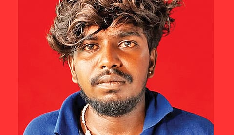 திருமணத்திற்கு பெண் தர மறுத்ததால் வீட்டின் மீது பெட்ரோல் குண்டு வீசிய வாலிபர்