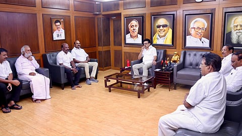 பருவமழை முன்னெச்சரிக்கை - மு.க.ஸ்டாலின் தலைமையில் தி.மு.க.வினர் ஆலோசனை!