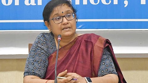 தமிழ்நாட்டில் அக்.23-ல் அனைத்துக் கட்சி கூட்டம் - தேர்தல் ஆணையர் அர்ச்சனா பட்நாயக் அழைப்பு!