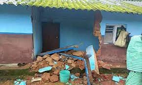 பந்தலூரில் மழையால் வீடு இடிந்து சேதம்