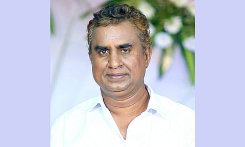 முன்னாள் அமைச்சர் எஸ்.பி. வேலுமணி நண்பர் நிறுவனத்தில் மாநகராட்சி அதிகாரிகள் ஆய்வு