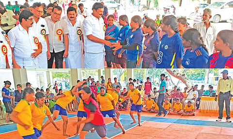 கபடி வீராங்கனைகளுக்கு அமைச்சர் மு.பெ.சாமிநாதன் கை குலுக்கி வாழ்த்து தெரிவித்த காட்சி. கபடியில் பங்கேற்ற பெண்கள்.