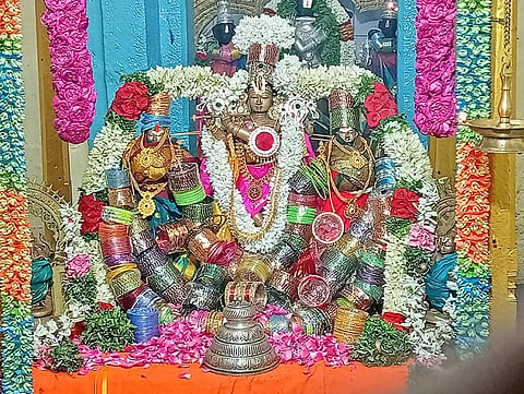 கீழப்பாவூர் கிருஷ்ணன் கோவிலில் ஆடிப்பூரம் விழா