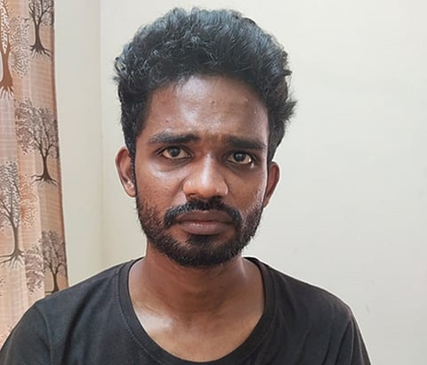 கைதான முகமது அஸ்லம். 