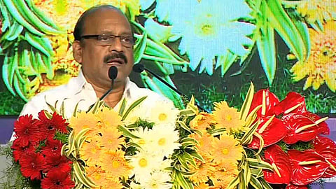 அமைச்சர் தா.மோ.அன்பரசன். 