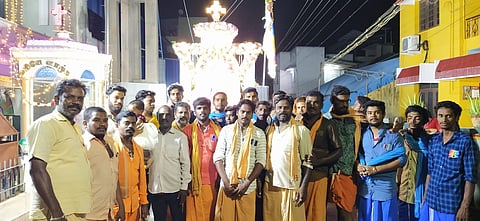 வேளாங்கண்ணி மாதா பேராலய திருவிழாவையொட்டி வேளாங்கண்ணிக்கு தேர்பவனியுடன் பாதயாத்திரை