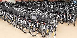 விழுப்புரத்தில் அரசு விழா 1,894 மாணவ- மாணவிகளுக்கு இலவச சைக்கிள்