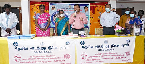 குடற்புழு நீக்க மாத்திரைகள் வழங்கும் முகாமில் கலெக்டர் ஷ்ரவன் குமார் கலந்து கொண்டு பேசினார்.