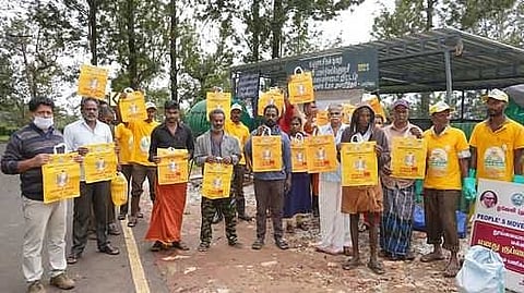 ஓவேலி பேரூராட்சியில் தூய்மை நகரங்களுக்கான விழிப்புணர்வு