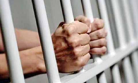 கொலை வழக்கில் 2 பேர் கைது
