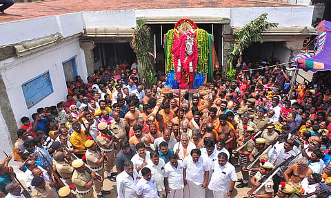 அமைச்சர் மனோதங்கராஜ், மேயர் மகேஷ் உள்பட நிர்வாகிகள் கலந்து கொண்டனர்.