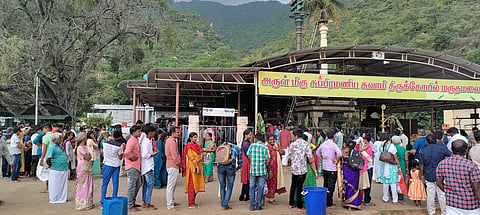 மருதமலை சுப்பிரமணிய சுவாமி கோவிலில் மகிஷாசுரன் வதம் செய்யும் நிகழ்ச்சி