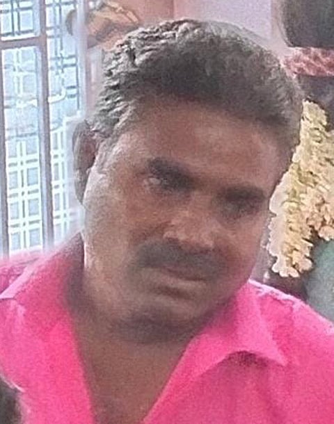மோட்டார் சைக்கிள்-மொபட் மோதிய விபத்தில் விவசாயி பலி