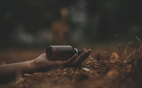 விஷம் குடித்து பெண் தற்கொலை