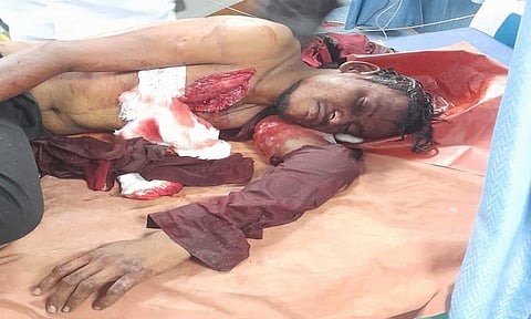 உயிருக்கு போராடிக் கொண்டிருந்த வாலிபர் 