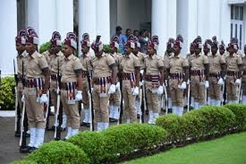 காவலர் வீர வணக்க நாள் அனுசரிப்பு