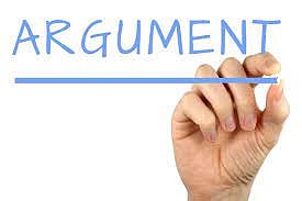 கடலூர் முதுநகர் ெரயில் நிலையத்தில் அதிகாரிகளிடம் பொது மக்கள் வாக்குவாதம்- பரபரப்பு