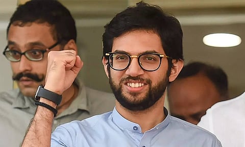 இன்னும் சில மாதங்களில் ஷிண்டே அரசு கவிழும்: ஆதித்ய தாக்கரே ஆருடம்