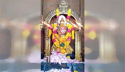 புலவன்குடியிருப்பு பாலமுருகன் கோவிலில் பவுர்ணமி பூஜை