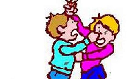 குடியை மறக்க கோவிலுக்கு சென்ற நண்பர்களிடையே மோதல்