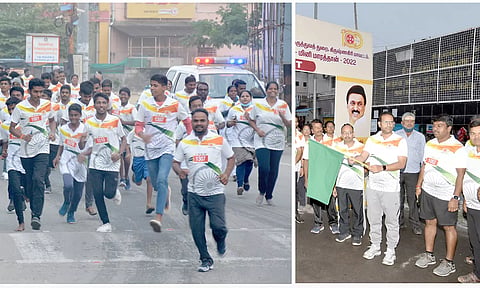 கிருஷ்ணகிரி புதிய பேருந்து நிலையத்தில் பொது சுகாதாரம் மற்றும் நோய்த்தடுப்பு மருத்துவத்துறை 100 ஆண்டுகள் நிறைவடைந்ததையொட்டி மினிமாரத்தான் ஓட்டத்தை மாவட்ட கலெக்டர் ஜெயசந்திரபானுரெட்டி கொடியசைத்து தொடங்கி வைத்து தானும் ஓட்டத்தில் கலந்து கொண்டனர்.