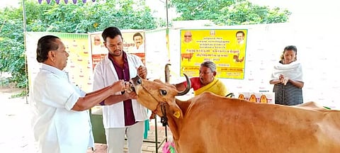 முகாம் நடைபெற்ற காட்சி