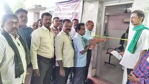 கூடுதலாக சிறப்பு மையம் திறக்கப்பட்ட போது எடுத்த படம்