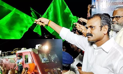 மத்திய இணை அமைச்சர் எல். முருகன் கொடியசைத்து ரெயில் பயணத்துதை தொடங்கி வைத்தார்.