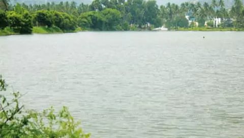 சேலம் மாவட்டத்தில் 55 ஏரிகள் முழுமையாக நிரம்பின