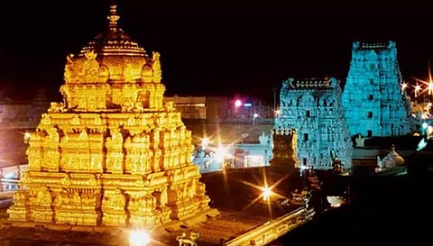 கடந்த ஓராண்டிற்கு பிறகு திருப்பதியில் ரூ.2 கோடியாக குறைந்த உண்டியல் வருவாய்