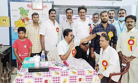 இலவச கண் சிகிச்சை முகாம்
