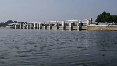 கண்டலேறு அணையில் இருந்து பூண்டி ஏரிக்கு கிருஷ்ணா தண்ணீர் திறப்பு குறைப்பு