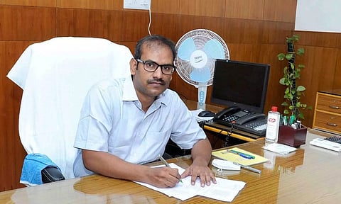 டெண்டர் விடுவதில் குளறுபடி:சேலம் நகராட்சி நிர்வாக மண்டல இயக்குனர் அதிரடி உத்தரவு