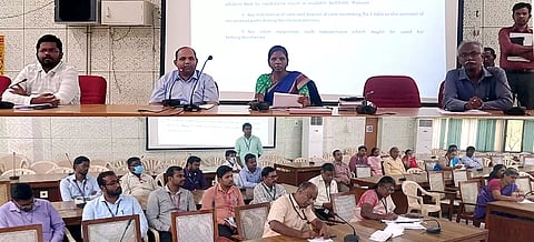வழக்கத்துக்கு மாறான பண பரிவர்த்தனை குறித்த தகவல் கொடுக்க வேண்டும்
