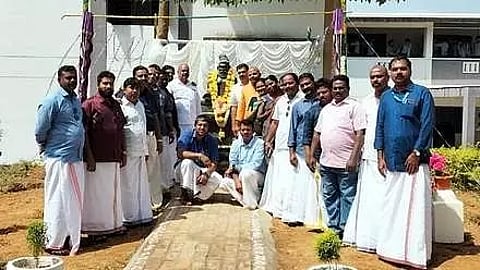 திருவள்ளுவா் சிலை திறப்பு
